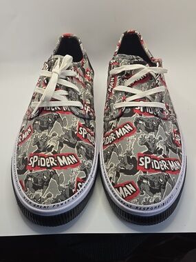 Limited Edition Marvel x TOMS Spider-Man Graphic Lace-Up Sneakers Sz  13 NWOT